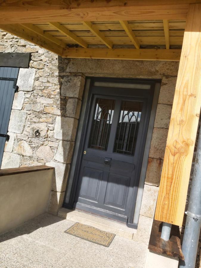 Beautiful 2 Bed Cottage With Swimming Pool Pageas Екстер'єр фото