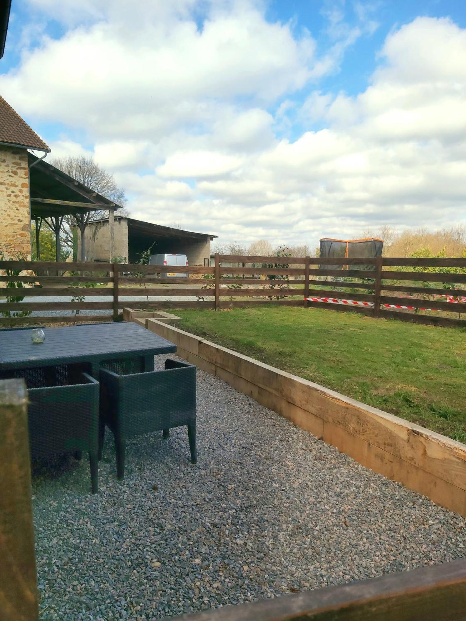 Beautiful 2 Bed Cottage With Swimming Pool Pageas Номер фото